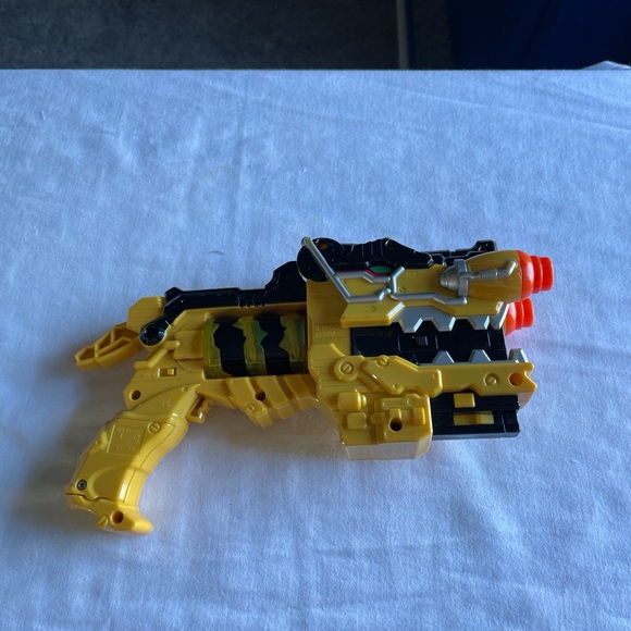 Power Rangers Toy Works - Picture 2 of 8